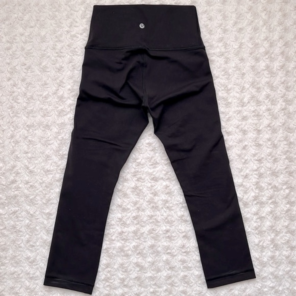 Lululemon Wunder Under Crop High-Rise Full-On Luon 21" Size 4